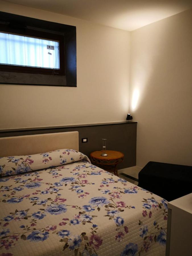 La Casa Di Valentina Apartment Vado Ligure Luaran gambar