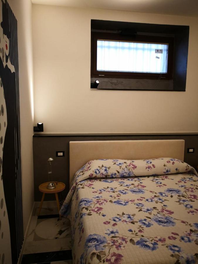 La Casa Di Valentina Apartment Vado Ligure Luaran gambar